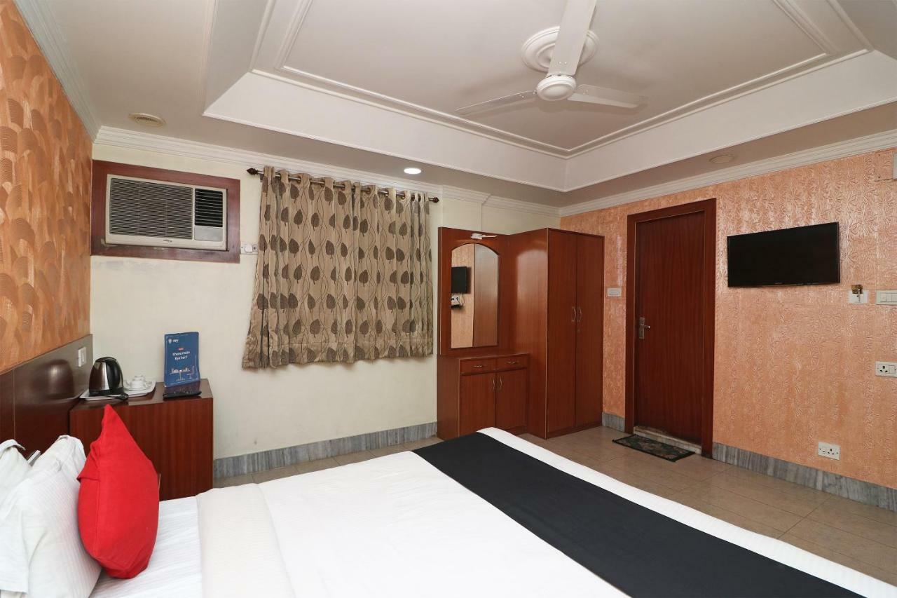 Hotel Presidency Inn Kolkata Exterior photo