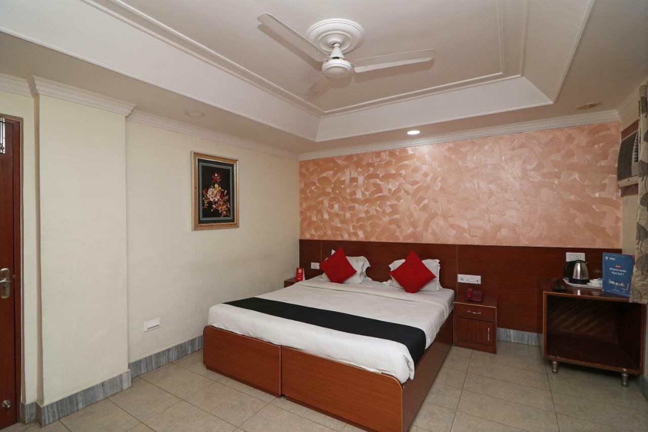 Hotel Presidency Inn Kolkata Exterior photo